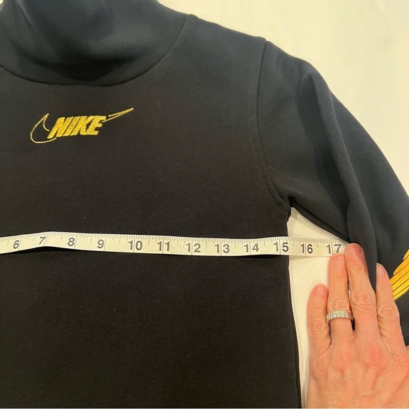 Nike | SPORTSWEAR CLUB FLEECE | GIRLS | SMALL | NWT | 2 sweatshirts included - Picture 5 of 14